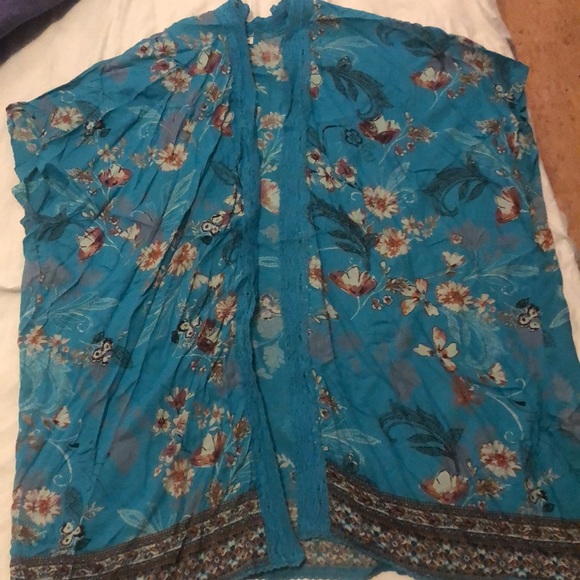 Nostalgia beach cover up - Picture 4 of 4